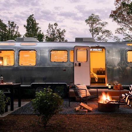 Отель Autocamp Cape Cod Фолмут Экстерьер фото